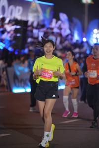 BIB: 25427, 21645
                            <button type="button" onclick="openModal(21015988)" class="btn btn-primary btn-sm float-right btn-popup" data-toggle="modal" data-target=".modal-high-quality">
                        <i class="fas fa-shopping-cart"></i> Add to Cart
                    </button>
                                            <button type="button" onclick="isThisMe(21015988, true)" class="btn btn-success btn-sm float-right btn-popup btn-isme hidden" data-toggle="tooltip" data-placement="bottom" title="นี่คือรูปของคุณใช่ไหม คลิกที่นี่เพื่อเอาเข้าอัลบั้ม">
                        <i class="fas fa-plus"></i> Add to album
                    </button>
                    <button type="button" onclick="isThisMe(21015988, false)" class="btn btn-warning btn-sm float-right btn-popup btn-isnotme hidden">
                        <i class="fas fa-ban"></i> Remove from album
                    </button>